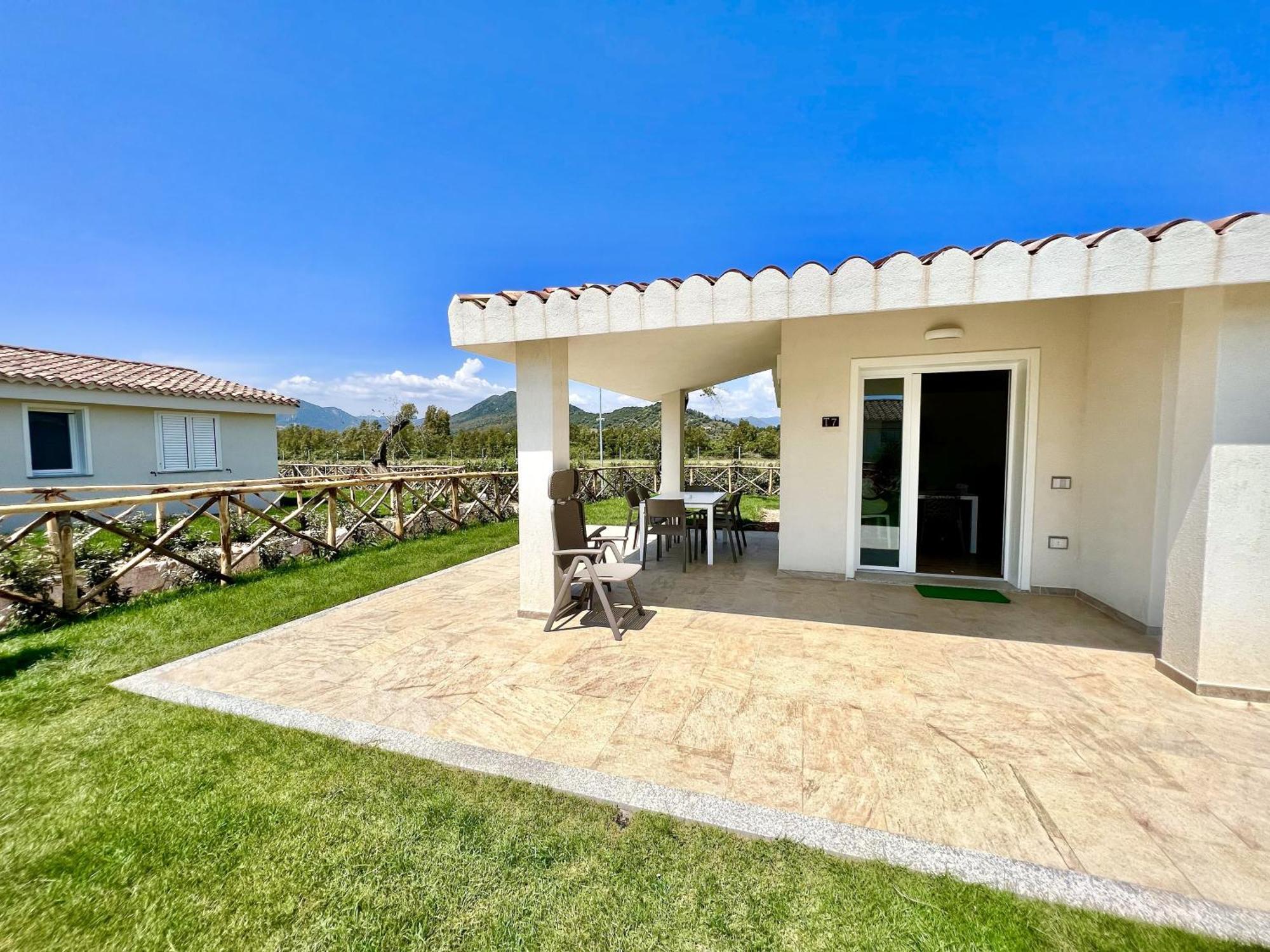 Ville D'Ogliastra 2 - Marina Suites Cardedu Exterior foto